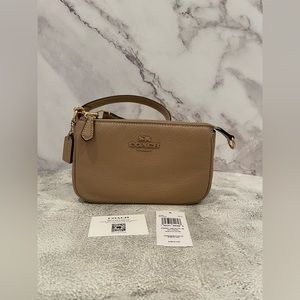 Coach Nolita 19 Wristlet Leather - Taupe